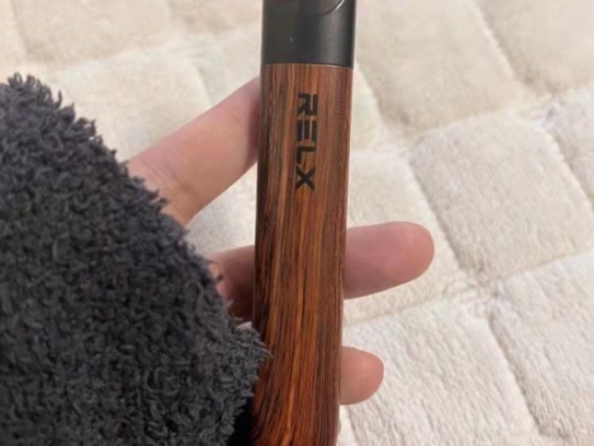 悦刻进驻沙特市场	，给沙特官员做产品培训